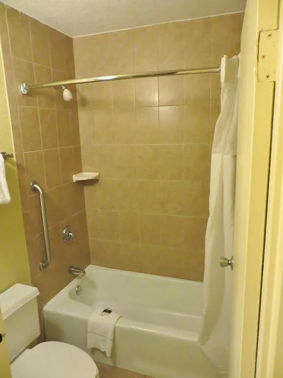 Days Inn By Wyndham Orlando Airport Florida Mall Williamsburg