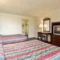 Days Inn By Wyndham Orlando Airport Florida Mall Williamsburg