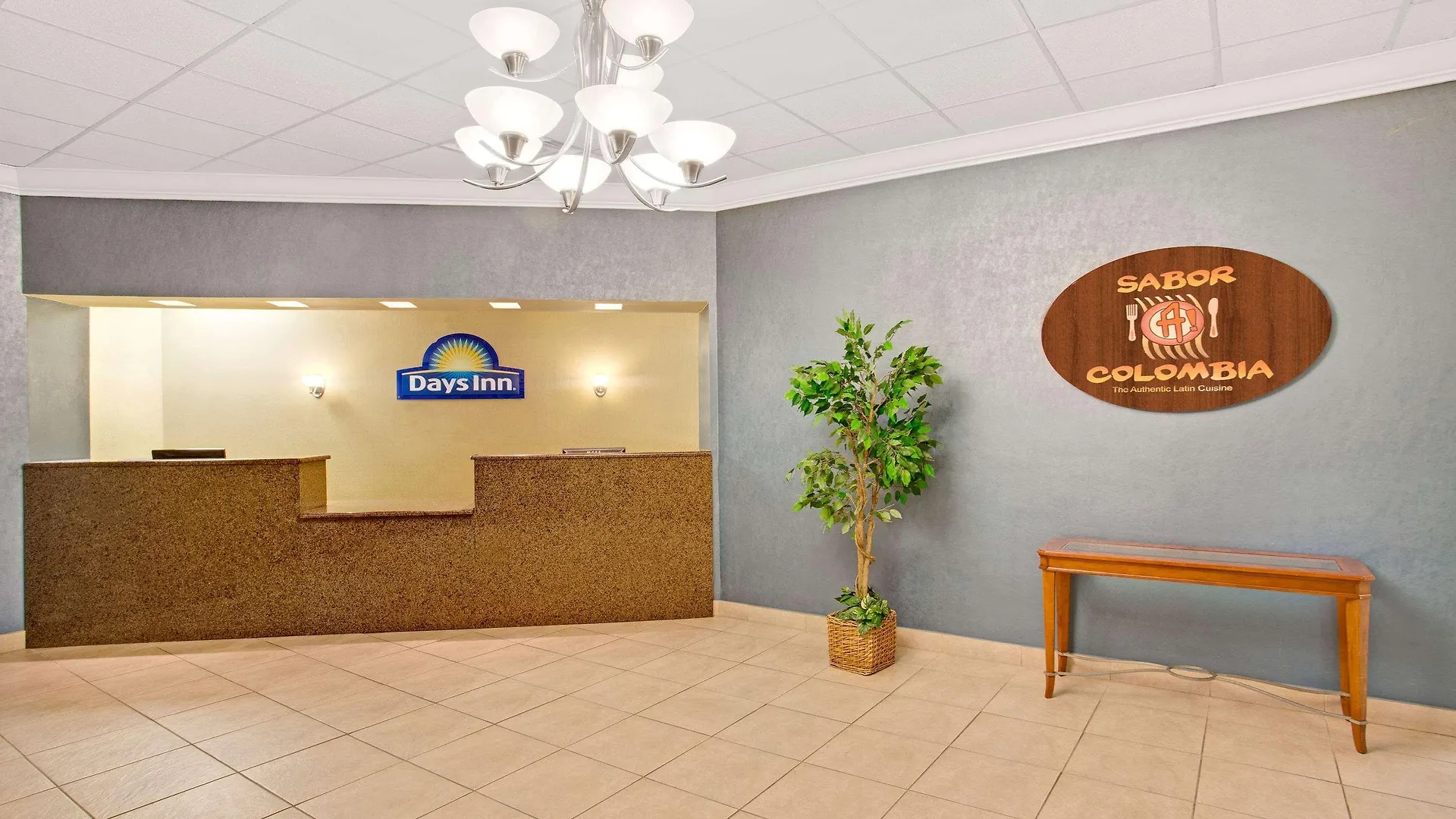 Days Inn By Wyndham Orlando Airport Florida Mall Williamsburg Hotel