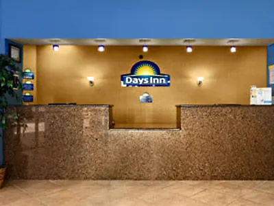 ** Hotel Days Inn By Wyndham Orlando Airport Florida Mall Williamsburg United States