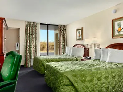 Hotel Days Inn By Wyndham Orlando Airport Florida Mall Williamsburg