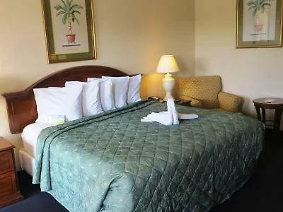 Days Inn By Wyndham Orlando Airport Florida Mall Williamsburg 2*,