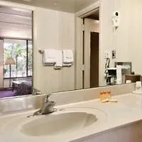 Days Inn By Wyndham Orlando Airport Florida Mall Williamsburg Hotel